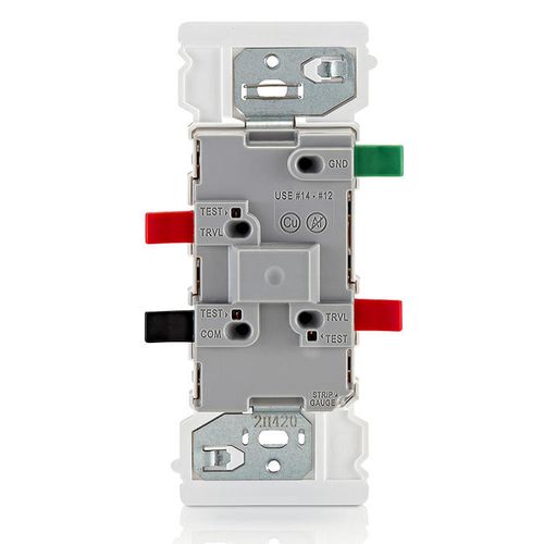 Main product image of Lever Edge 3-Way AC-Quiet Self-Grounding Rocker Switch - White (15 Amp, 120/277V)