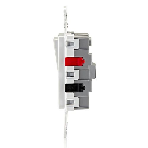 Main product image of Lever Edge 3-Way AC-Quiet Self-Grounding Rocker Switch - White (15 Amp, 120/277V)