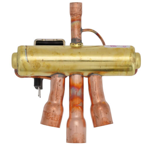 Main product image of 5/8" Reversing Valve w/ 24V Coil, EF17BZ118