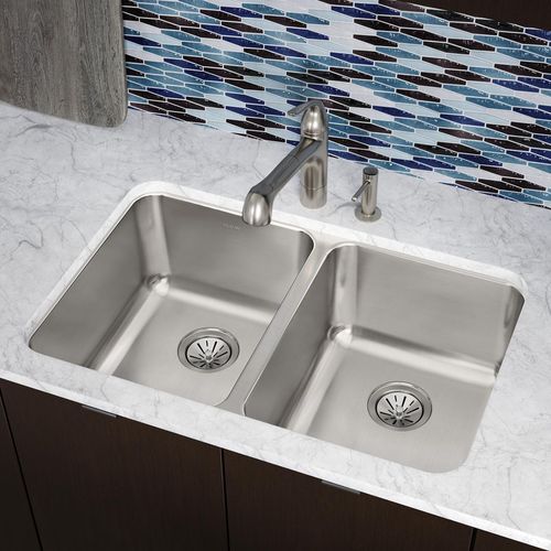 Main product image of Lustertone Classic Stainless Steel 31-1/4" x 20" x 9-7/8" Equal Double Bowl Undermount Sink