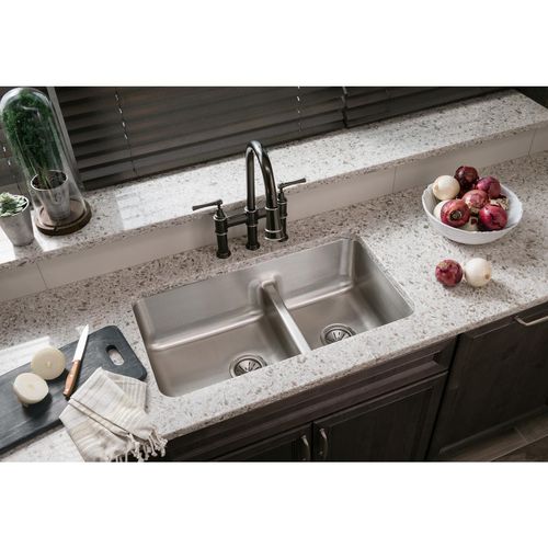 Main product image of Lustertone Classic Stainless Steel 32-1/16" x 18-1/2" x 9" 40/60 Double Bowl Undermount Sink w/ Aqua Divide