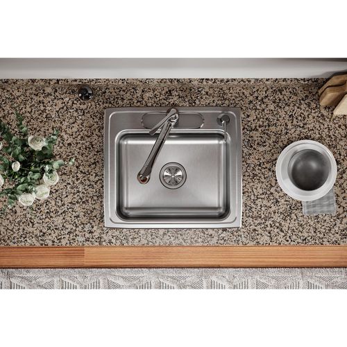 Main product image of Celebrity Stainless Steel 22" x 19-1/2" x 7-1/8" 4-Hole Single Bowl Drop-in Sink