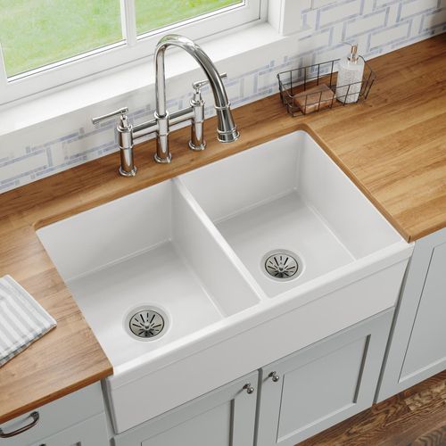 Main product image of Fireclay 33" x 19-15/16" x 9" Equal Double Bowl Farmhouse Sink (White)