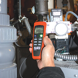 Main product image of Carbon Monoxide Detector w/ Carry Pouch and Batteries