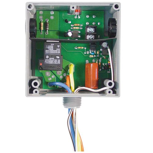 Main product image of Enclosed Low Input/Optoisolated Relay, 20A SPDT, 208-277 Vac Power Input, 5-25 Vac/dc Control Input, Hi/Lo Voltage Separation, NEMA 1 Housing