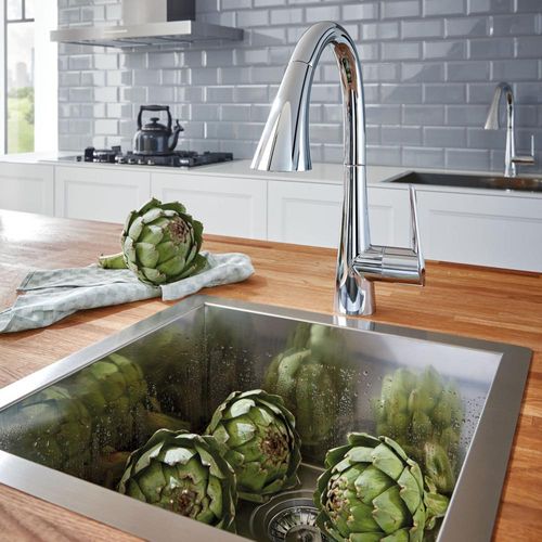 Main product image of Zedra Single-Handle Pull Down Triple Spray Bar Faucet 1.75 Gpm (Chrome), 30368002