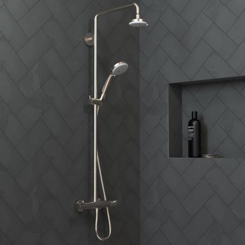 Main product image of Croma 100 Showerhead E 3-Jet, 1.8 GPM (Brushed Nickel), 04733820