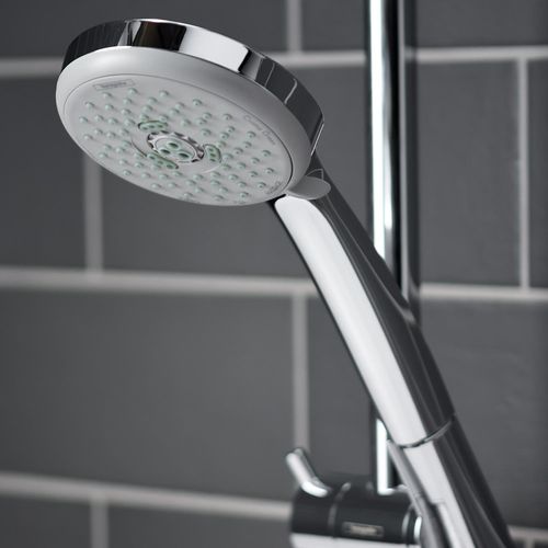 Main product image of Croma Showerpipe 150 1-Jet, 2.0 GPM (Chrome), 27169001
