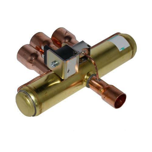 Main product image of Reversing Valve W/ Coil, 1194015