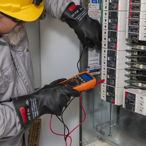 Main product image of Auto-Ranging Digital Multi-Tester with Standard/GFCI Receptacle Tester