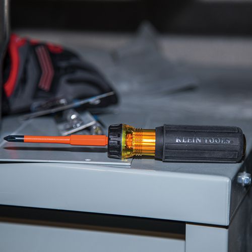 Main product image of Flip-Blade Insulated Screwdriver, 2-in1, Ph Bit #1, Sl Bit 3/16", 32286