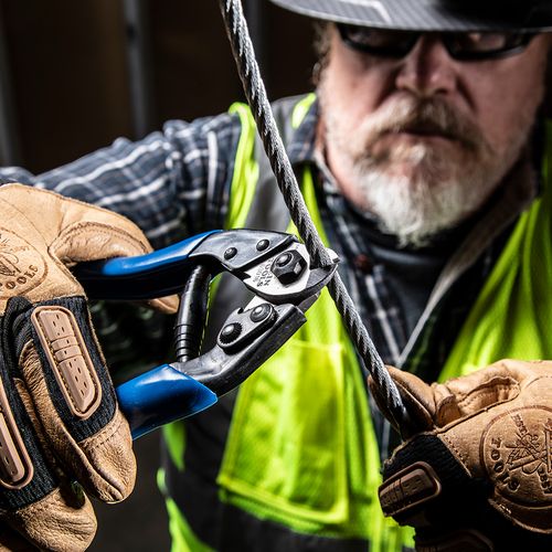 Main product image of Heavy-Duty Cable Cutter, Blue, 7 1/2"es, 63016