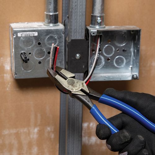 Main product image of Lineman's Pliers, Heavy-Duty Side Cutting, 8", D2000-8