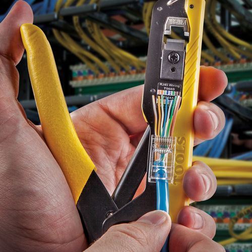 Main product image of Data Cable Crimping Tool for Pass-Thru, Compact, VDV226-005
