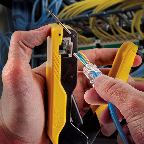Main product image of Data Cable Crimping Tool for Pass-Thru, Compact, VDV226-005