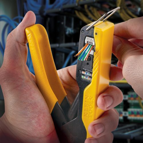 Main product image of Data Cable Crimping Tool for Pass-Thru, Compact, VDV226-005