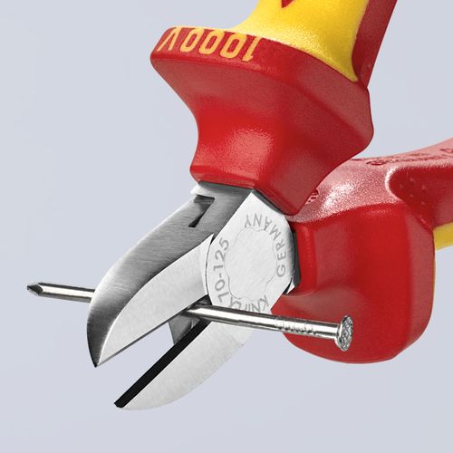 Main product image of 5-1/4" Insulated Diagonal Cutters