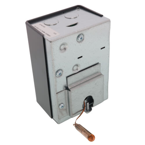 Main product image of Aquastat Relay, 8-Degree(F) Differential, L8148J1009