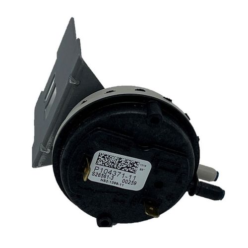 Main product image of 104371-11, Pressure Switch, Actuates At 0.95" W.C., 17V95