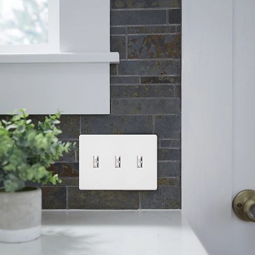 Main product image of Fassada 3-Gang Traditional Wall Plate (Black)