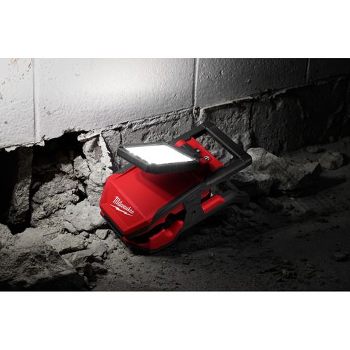 Main product image of M18 Rover Clamping Flood Light (Bare Tool Only)