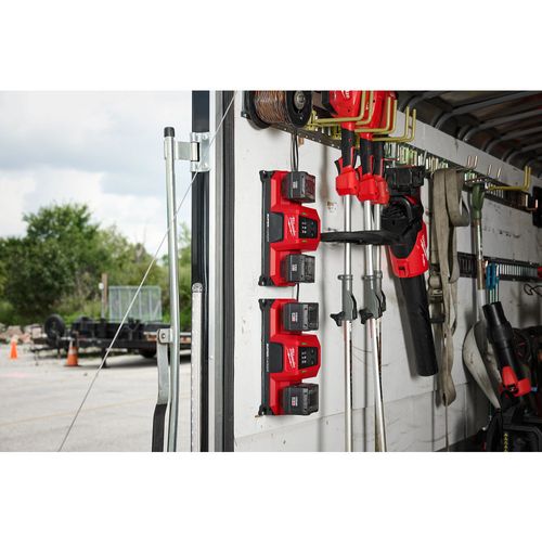 Main product image of M18 Dual Bay Simultaneous Super Charger w/ 4 Point Mounting