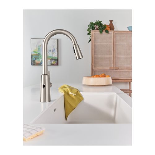 Main product image of Riley Spot Resist Stainless 1 Handle High Arc Pulldown Kitchen Faucet, Motionsense Wave, 7402EWSRS