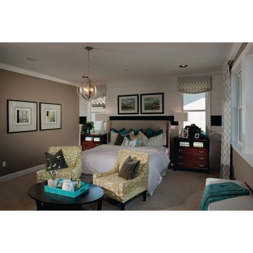 Main product image of Equinox 4 Light Foyer Pendant