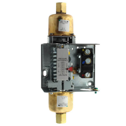 Differential Pressure Control, SPDT Differential w/ 1/4" Female Fittings