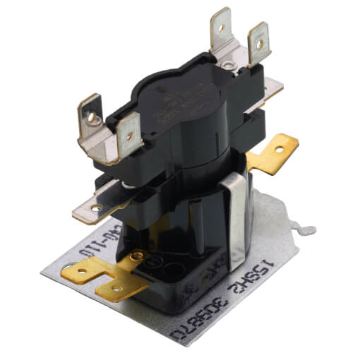 and off at 1-110 seconds Turns on at 1-110 seconds Supco Q106 Sequencer 