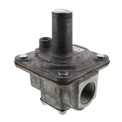 Main product image of 3/4" Straight-Thru-Flow Gas Regulator (900,000 BTU)