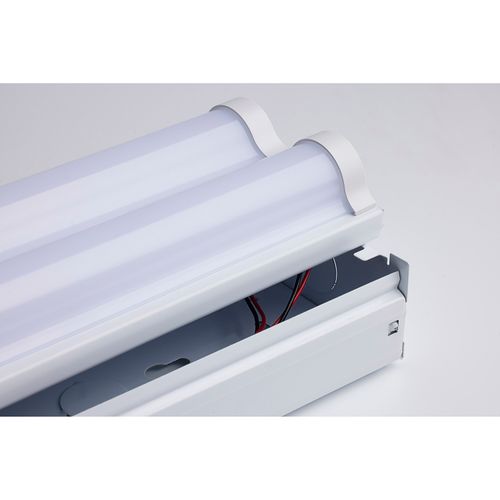 Main product image of 4 foot 43 watt LED Double Light Strip Fixture 4750 lumens 4000K 120-277V