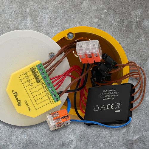 Main product image of 4-Channel Neutral Wire Decoupler, 120V (Black)