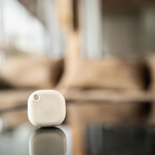 Main product image of BLU Tough 1-Button Switch w/ ZigBee & Bluetooth Connectivity (Ivory)