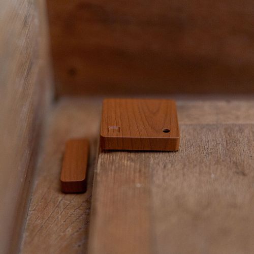 Main product image of BLU Door & Window Contact Sensor w/ ZigBee Connectivity (Brown)