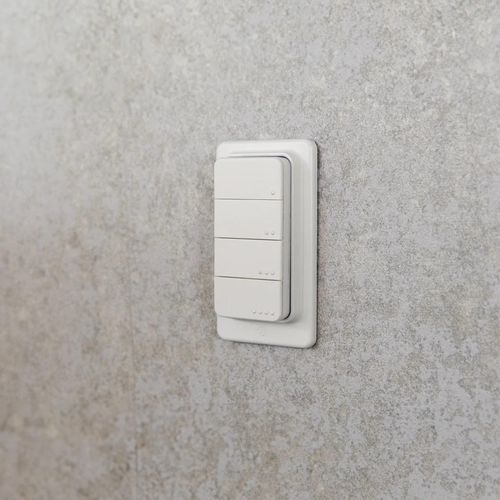 Main product image of BLU 4-Button Remote Control w/ ZigBee & Bluetooth Connectivity