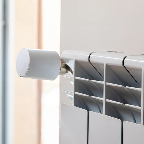 Main product image of BLU Thermostatic Radiator Valve with Bluetooth Gateway