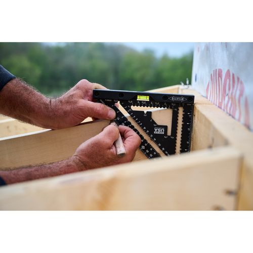 Main product image of STILETTO 7" Carpenter Square with Level, STSQ7-L
