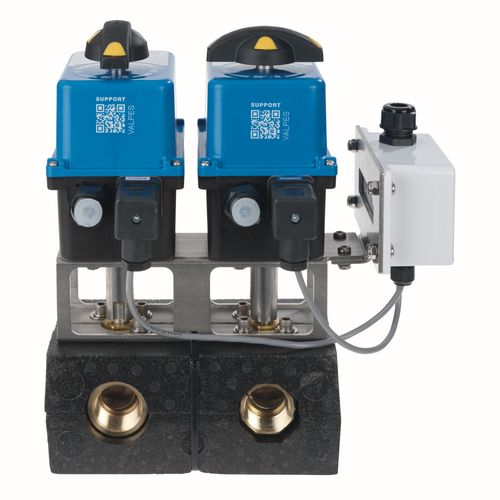 Main product image of 1" Brass 6-Way Diverting Valve Panel, Insulated