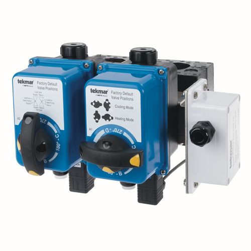 Main product image of 1" Brass 6-Way Diverting Valve Panel, Insulated