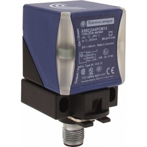 Main product image of Inductive Proximity Sensor, Rectangular, 40 mm Sensing Distance, 12 to 48 VDC, PNP, 3-Wire, M12 Connector, XS8C2A4PCM12