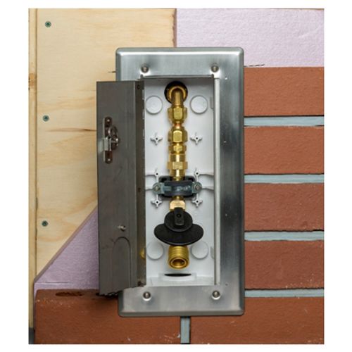 Main product image of Exterior Versatile Gas Plug with 1/2" NPT Inlet x 3/8" Quick Disconnect Outlet, 2 PSI