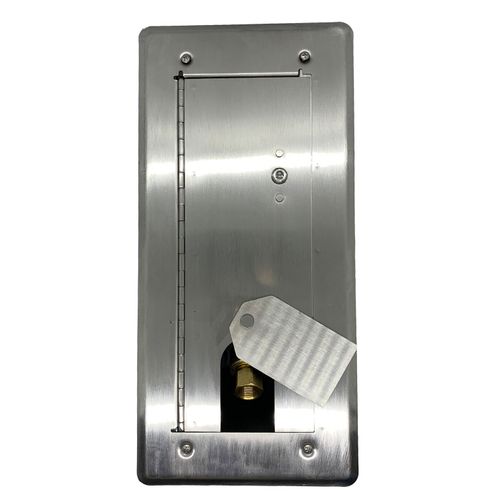 Main product image of Concrete Deck Versatile Gas Plug with 3/4" NPT Inlet x 3/8" Quick Disconnect Outlet