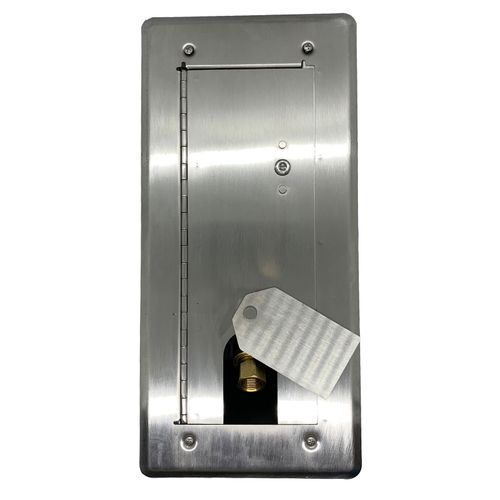 Main product image of Concrete Deck Versatile Gas Plug with 3/4" NPT Inlet x 3/4" Quick Disconnect Outlet