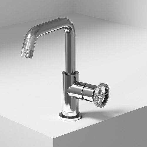 Main product image of Cass Single Handle Bathroom Faucet, Side-Mounted Handle (Chrome), VG01047CH