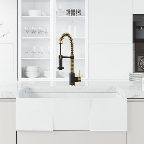 Main product image of Edison Single Handle Pull-Down Sprayer Kitchen Faucet (Matte Brushed Gold/Matte Black), VG02001MGMB