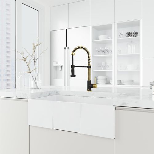 Main product image of Edison Single Handle Pull-Down Sprayer Kitchen Faucet (Matte Brushed Gold/Matte Black), VG02001MGMB