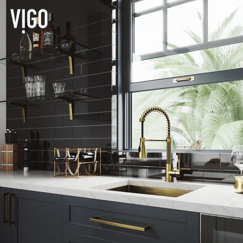 Main product image of Brant Single Handle Pull-Down Sprayer Kitchen Faucet (Matte Brushed Gold), VG02003MG
