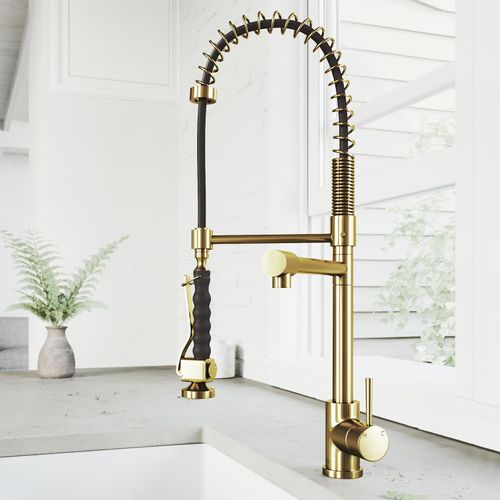 Main product image of Zurich Single Handle Pull-Down Sprayer Kitchen Faucet (Matte Brushed Gold), VG02007MG