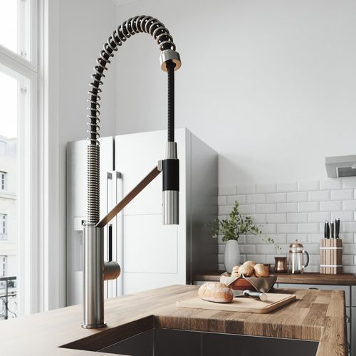 Main product image of Livingston Single Handle Pull-Down Sprayer Kitchen Faucet (Stainless Steel), VG02027ST